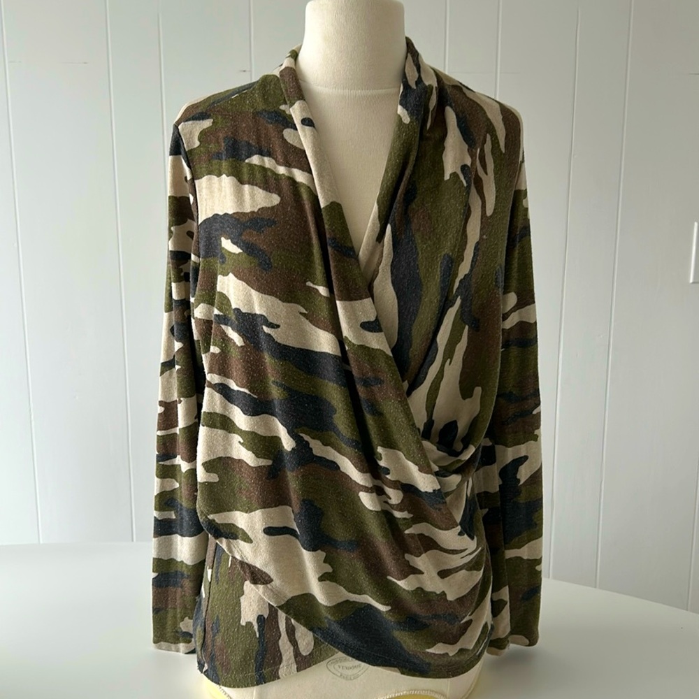 1 State Camo pullover in camel heather multi size small